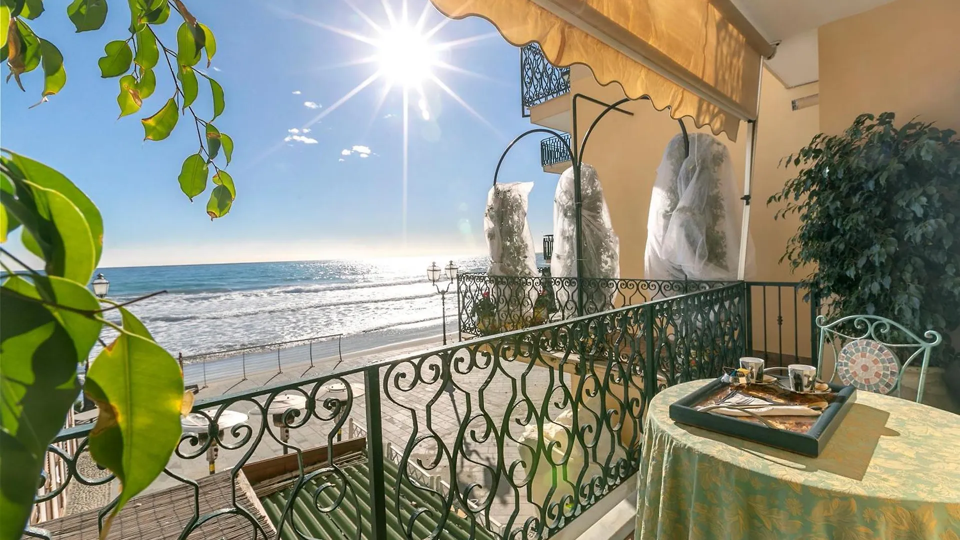 B&B Da Giueli Rooms On The Seafront Alassio