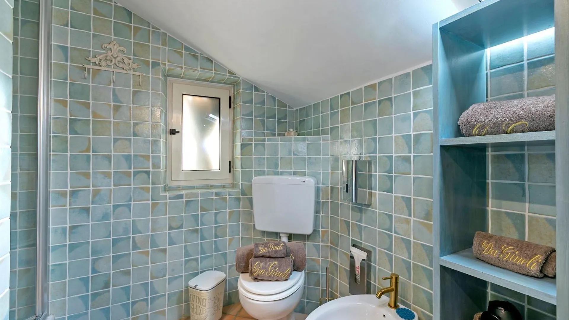 B&B Da Giueli Rooms On The Seafront Alassio Couette-café
