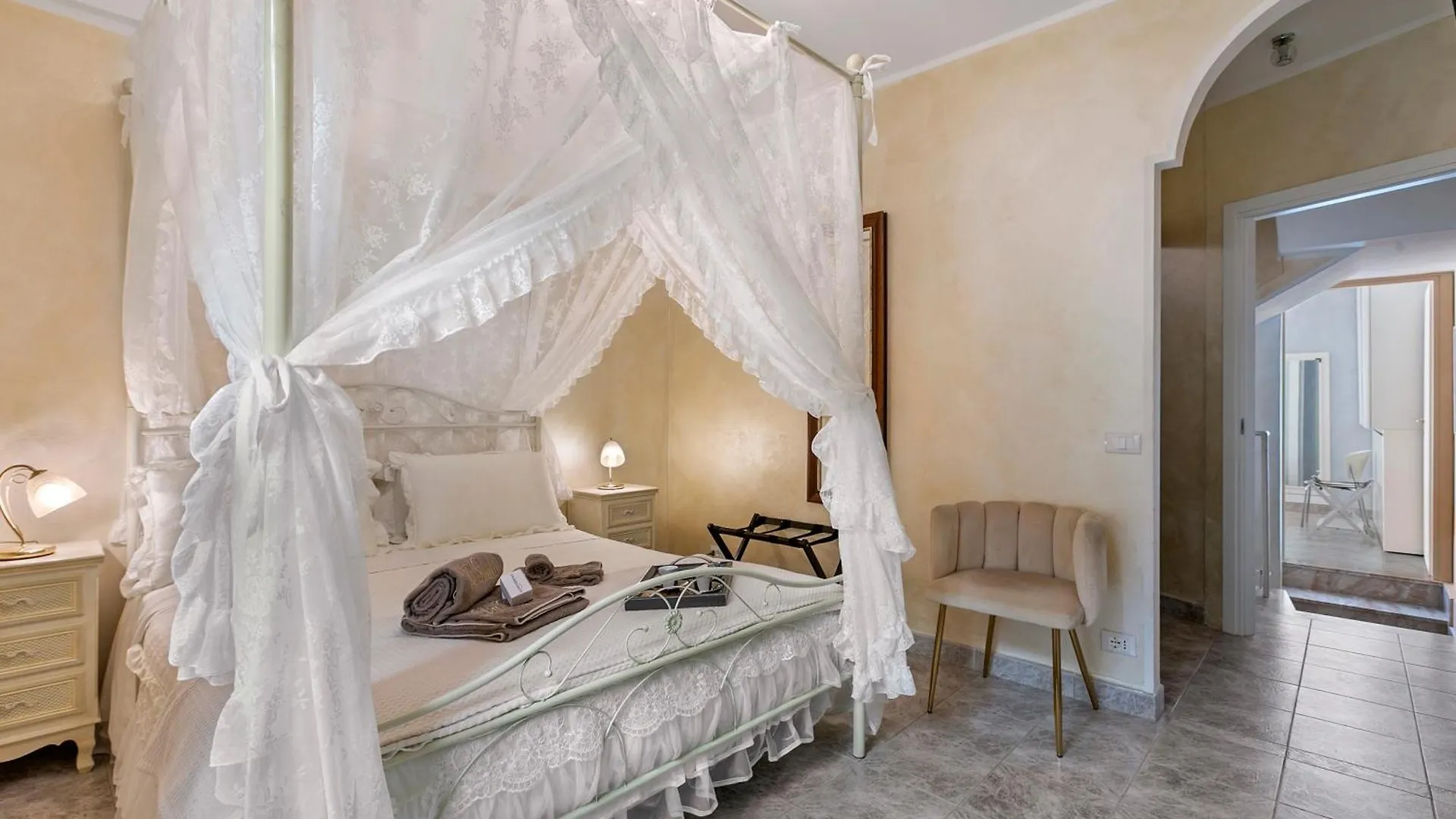 *** Couette-café B&B Da Giueli Rooms On The Seafront Alassio Italie