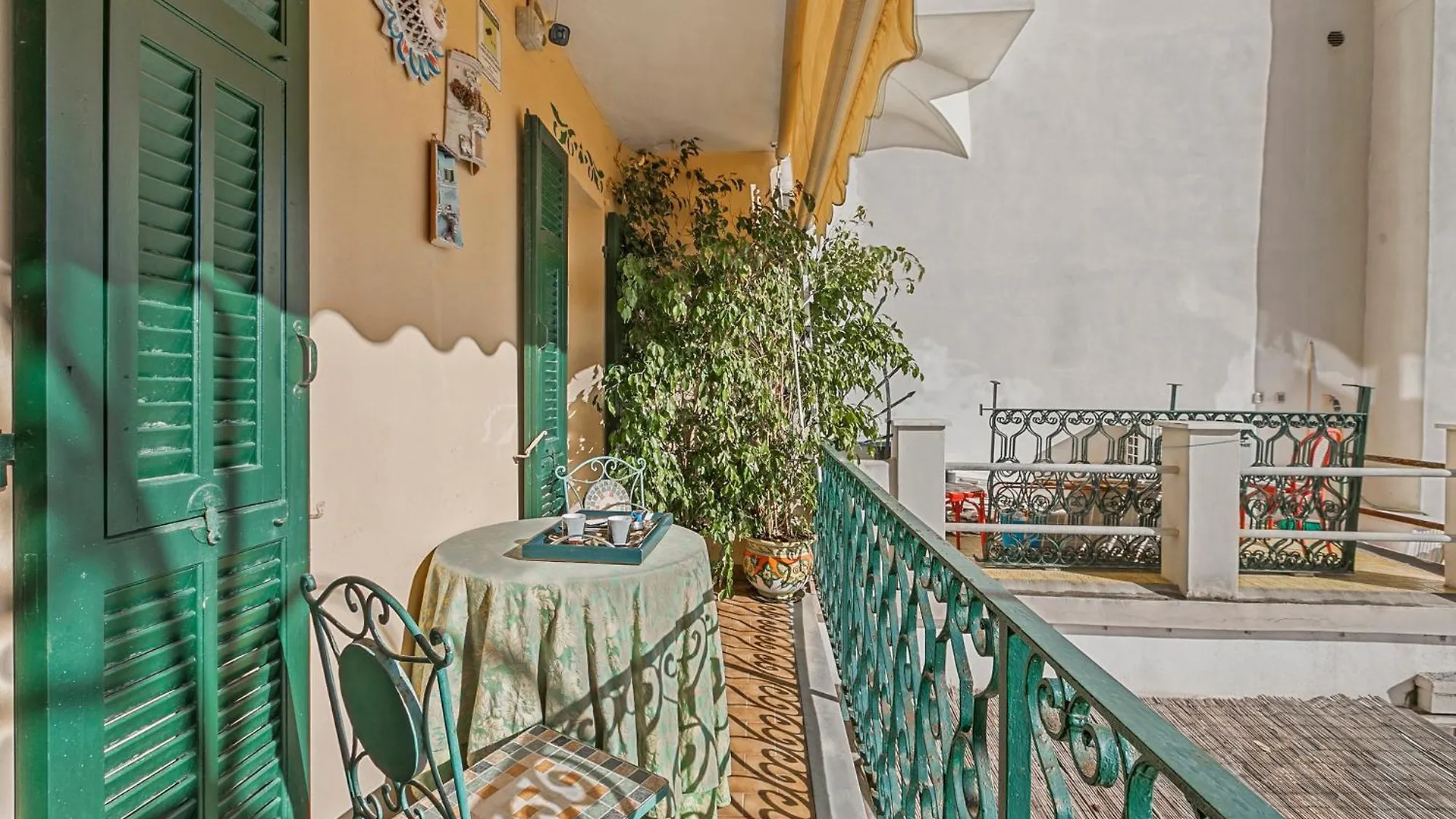 Couette-café B&B Da Giueli Rooms On The Seafront Alassio