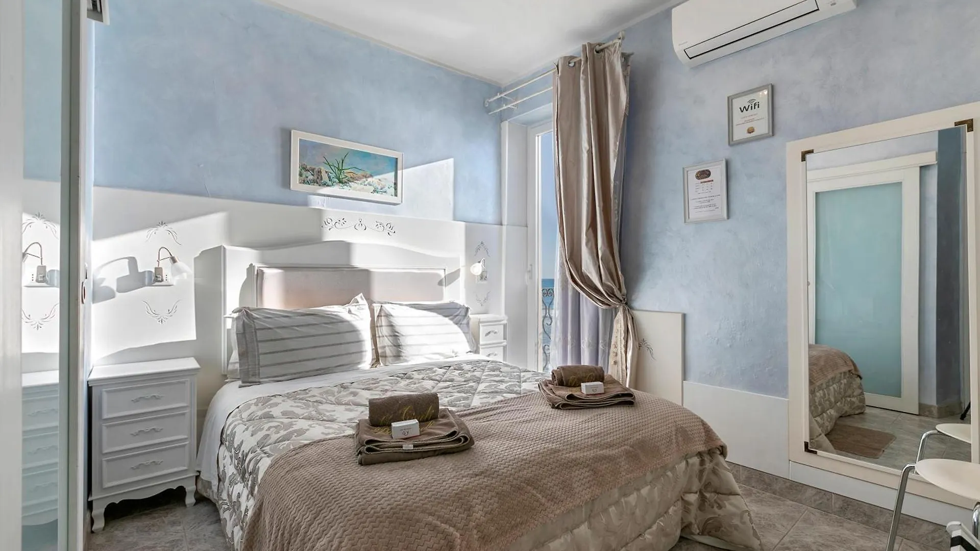 B&B Da Giueli Rooms On The Seafront Alassio